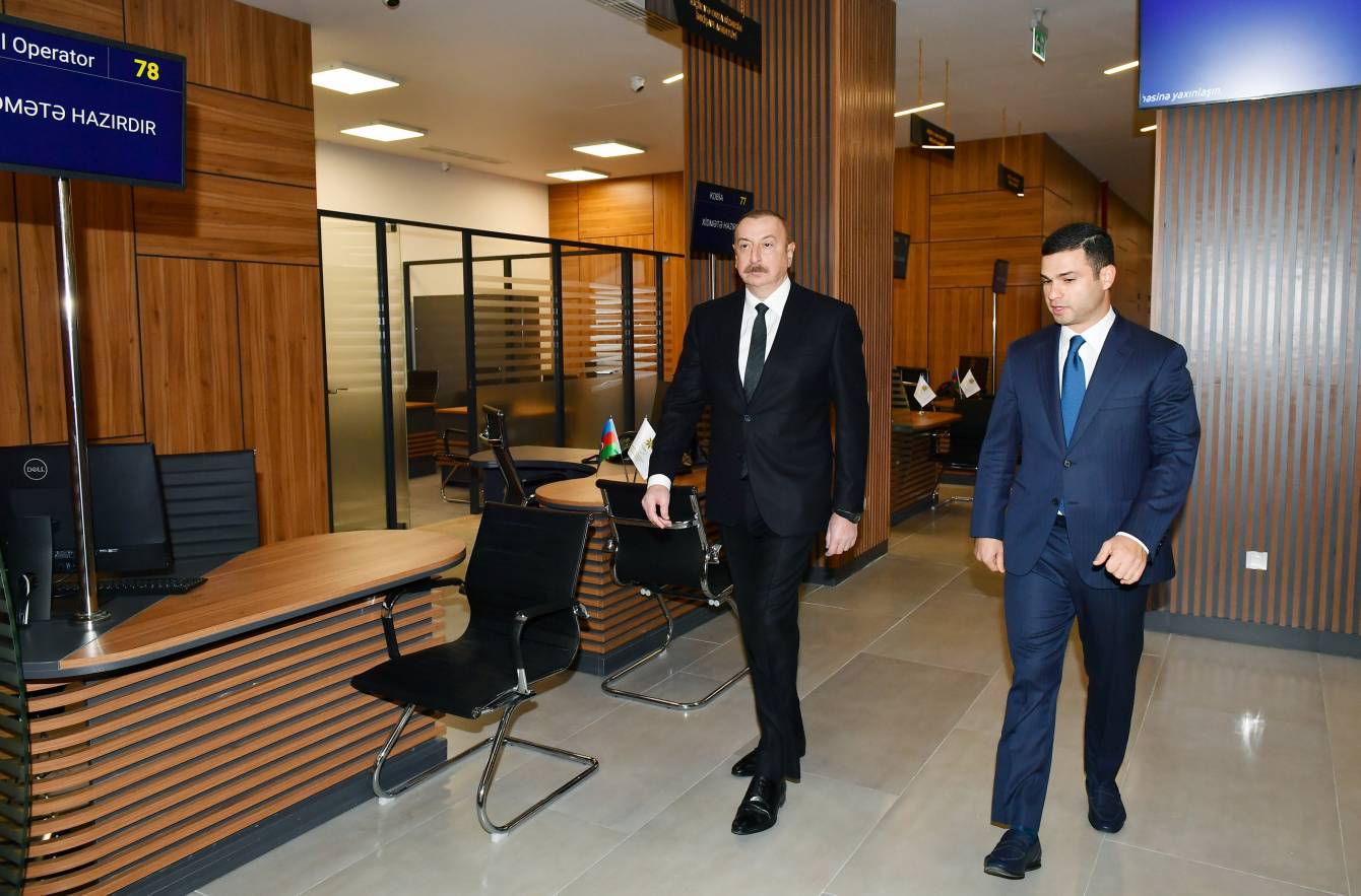 Ilham Aliyev participated in the opening of the “Baku SME House.”